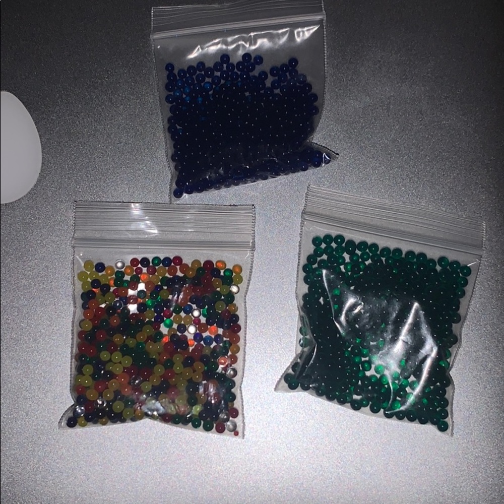 Sensory Water beads add water & watch them grow.